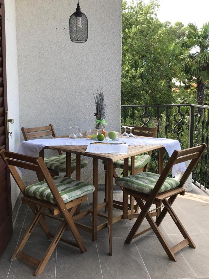 Apartment Aquamarin, Blizu Mora S Pogledom Na More, Za Do 6 Osoba Malinska Exterior foto