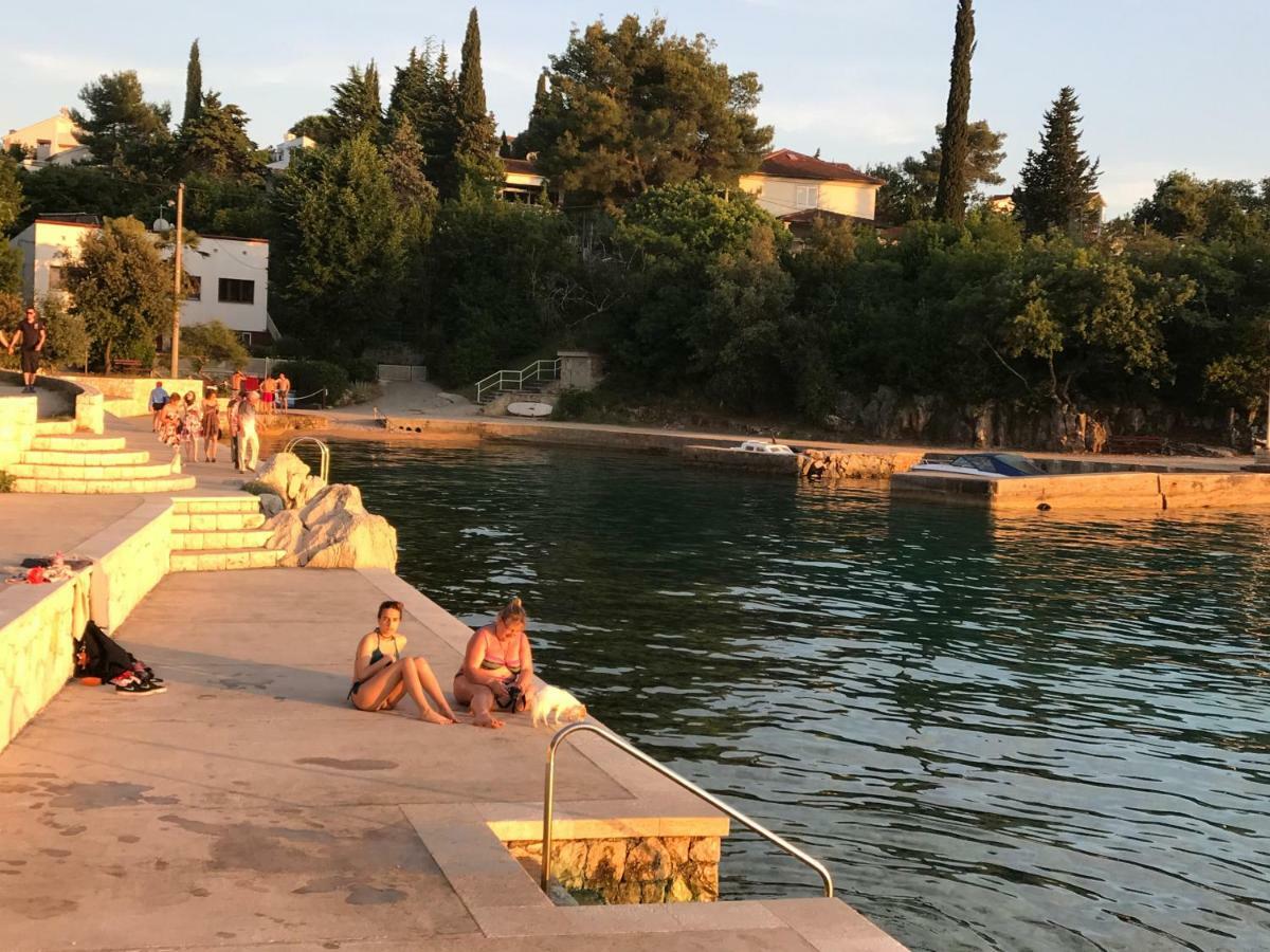 Apartment Aquamarin, Blizu Mora S Pogledom Na More, Za Do 6 Osoba Malinska Exterior foto